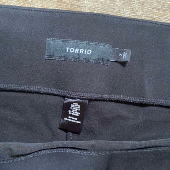 ELOQUII size 22 Plus Size Miracle Flawless Legging - Picture 6 of 7